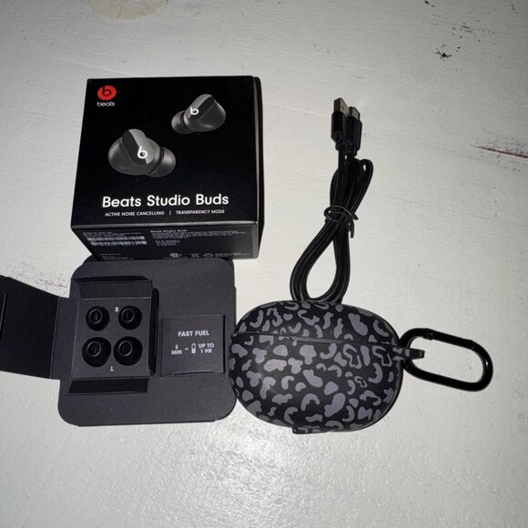 Beats by Dr. Dre Studio Buds - Black With Leopard Silicone Case EUC - Picture 1 of 13